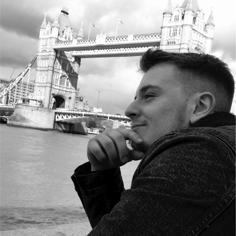Romain, co-fondateur de NEVØ Consulting